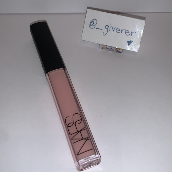 International Velvet NARS LIP GLOSS - Picture 3 of 9